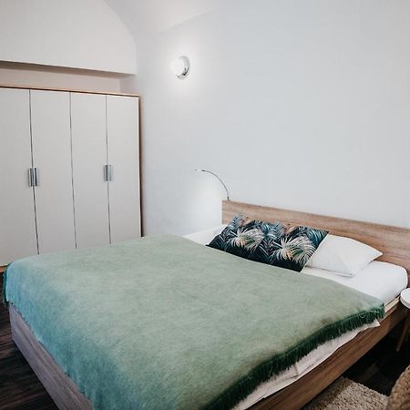 Ah Alzbetina Apartment Кошице Екстериор снимка